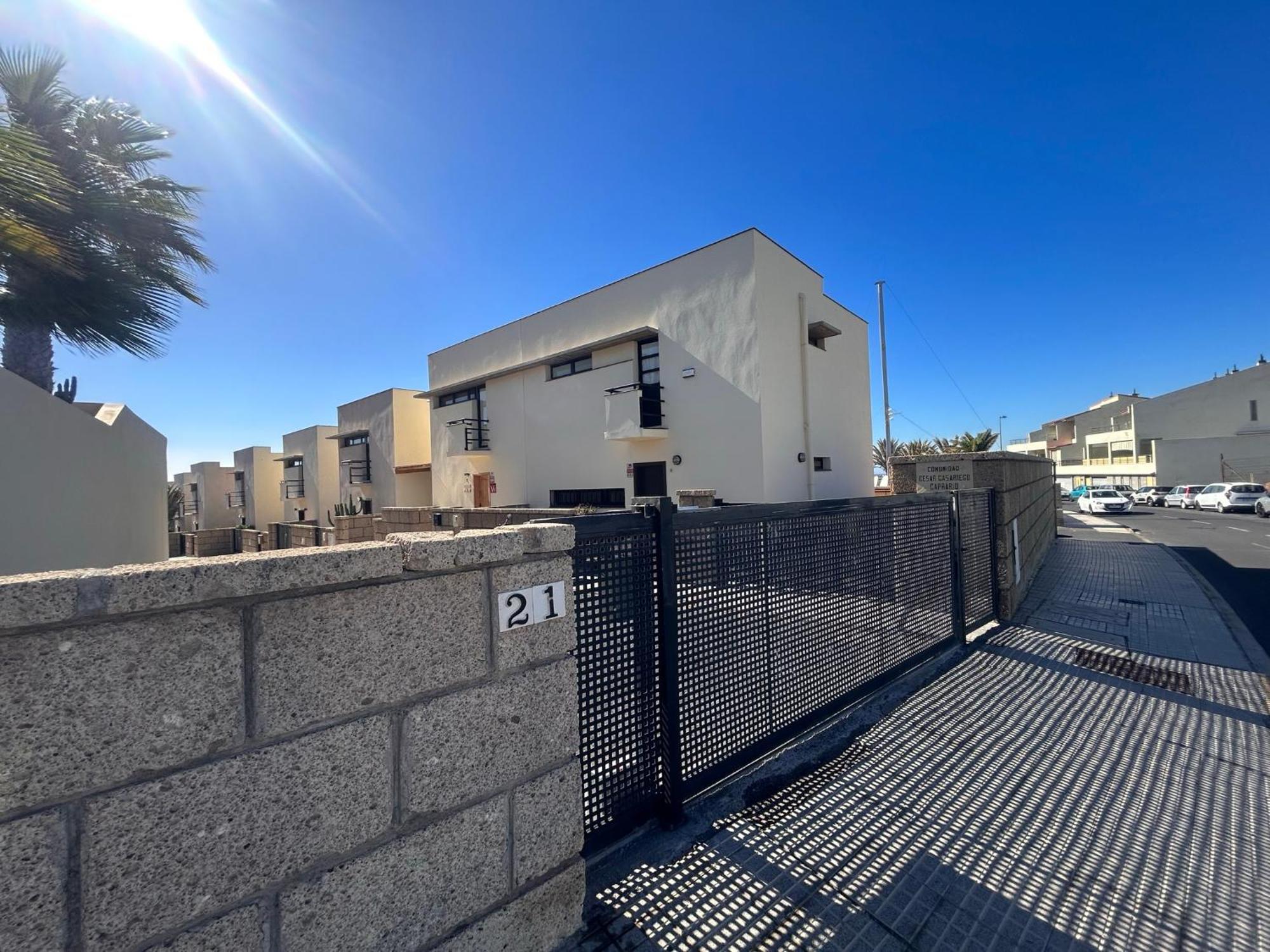 Alquilaencanarias Duplex Playa Del Medano Экстерьер фото